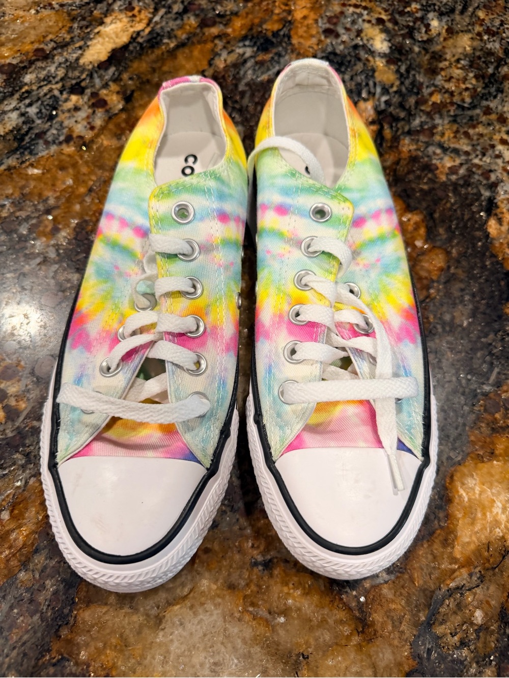 Converse Tie-Dye Low Top Sneakers - Multi-Color